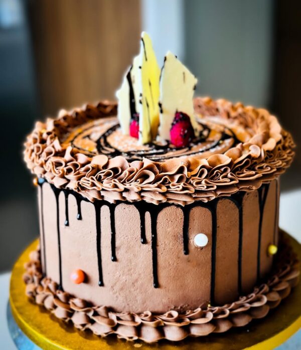 Chocolate Raspberry Cake – Rich, Tart, and Totally Irresistible