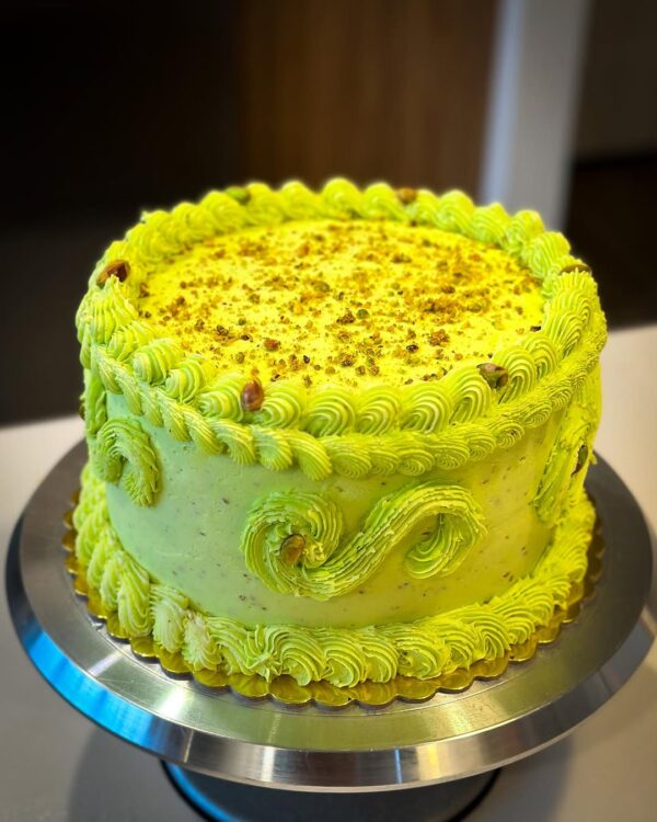 Pistachio Cake – Moist, Nutty, and Unforgettable